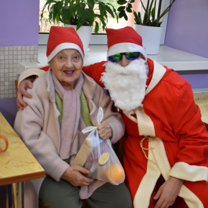 ŚWIĘTY MIKOŁAJ Z MIESZKANKĄ