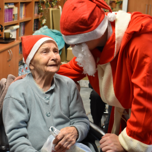 ŚWIĘTY MIKOŁAJ Z MIESZKANKĄ